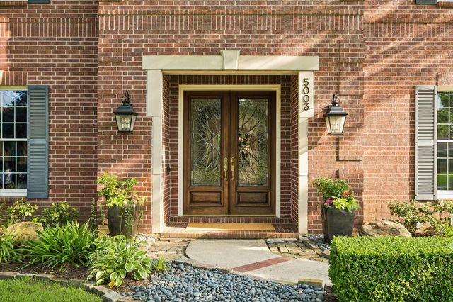 5003 Imperial Street, Bellaire, TX 77401