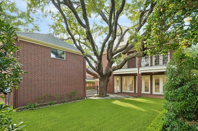5003 Imperial Street, Bellaire, TX 77401