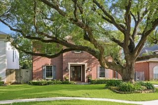5003 Imperial Street, Bellaire, TX 77401