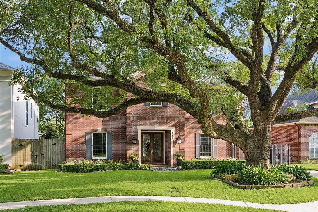5003 Imperial Street, Bellaire, TX 77401