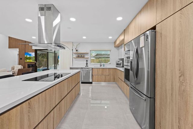 136 Greens Road, Hollywood, FL 33021