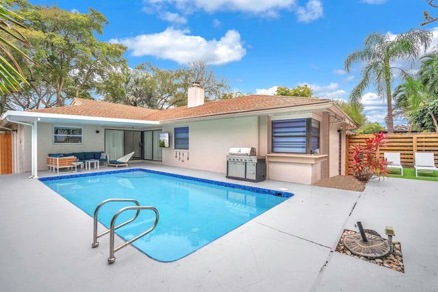 136 Greens Road, Hollywood, FL 33021