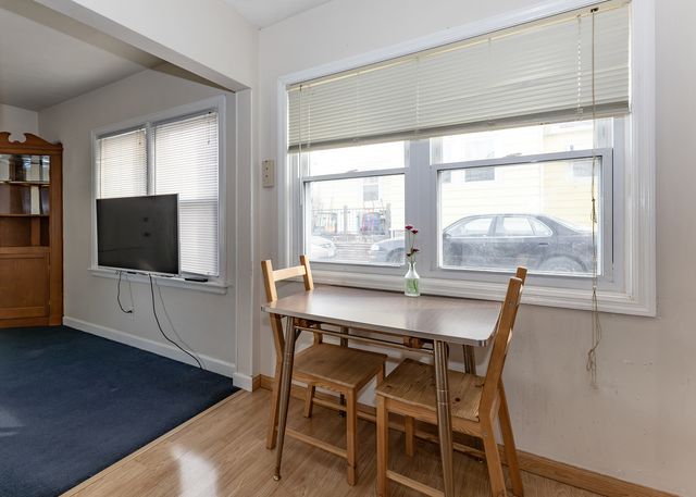 1517 W 38th Street, Davenport, IA 52806