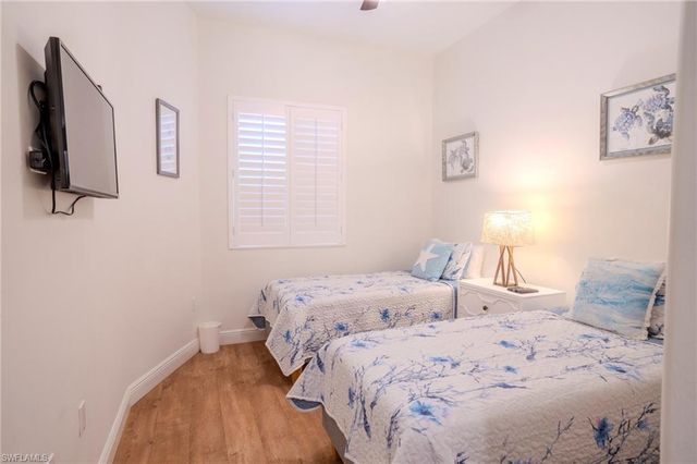 1045 Sandpiper ST G203, Naples, FL 34102