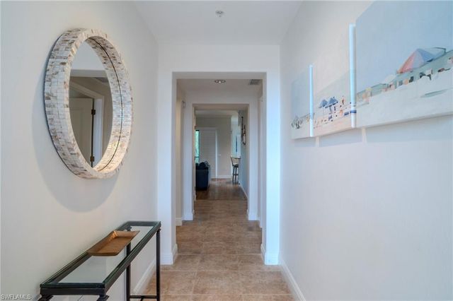 1045 Sandpiper ST G203, Naples, FL 34102