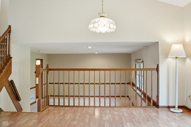 8768 Meadowridge Lane, Indianapolis, IN 46217