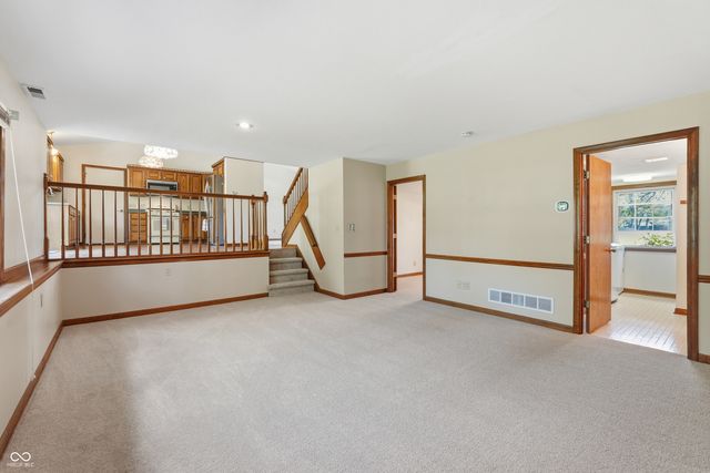 8768 Meadowridge Lane, Indianapolis, IN 46217