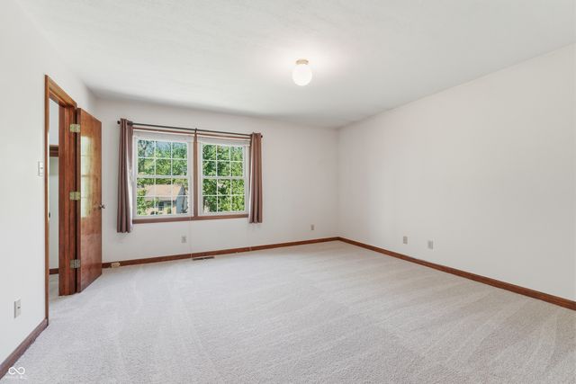 8768 Meadowridge Lane, Indianapolis, IN 46217