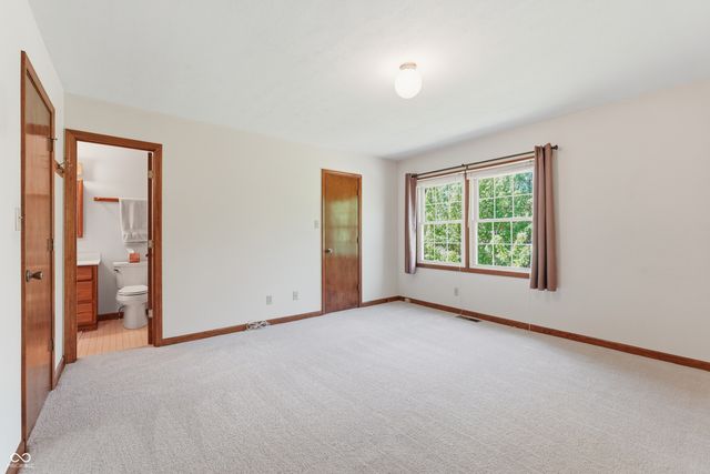 8768 Meadowridge Lane, Indianapolis, IN 46217