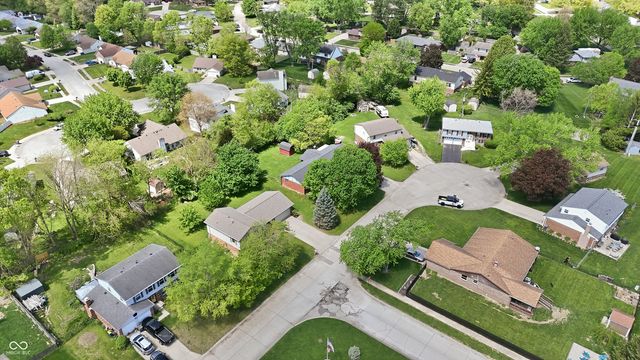 8768 Meadowridge Lane, Indianapolis, IN 46217