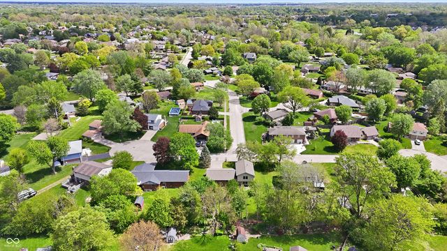8768 Meadowridge Lane, Indianapolis, IN 46217