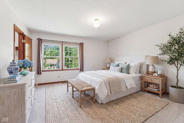 8768 Meadowridge Lane, Indianapolis, IN 46217