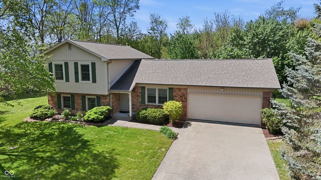 8768 Meadowridge Lane, Indianapolis, IN 46217