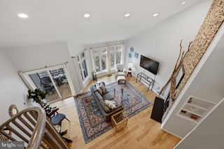 1136 LAKE HERON DR #3B, Annapolis, MD 21403