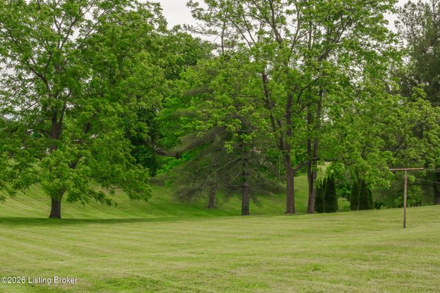 3854 Bells Mill Rd, Shepherdsville, KY 40165