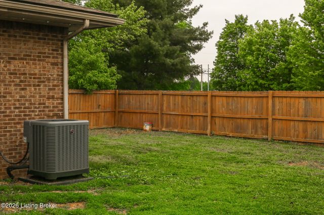 3854 Bells Mill Rd, Shepherdsville, KY 40165