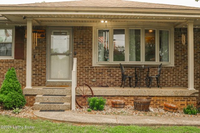 3854 Bells Mill Rd, Shepherdsville, KY 40165