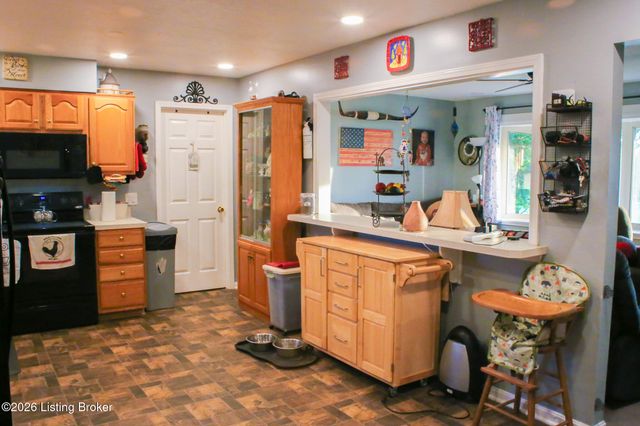 3854 Bells Mill Rd, Shepherdsville, KY 40165
