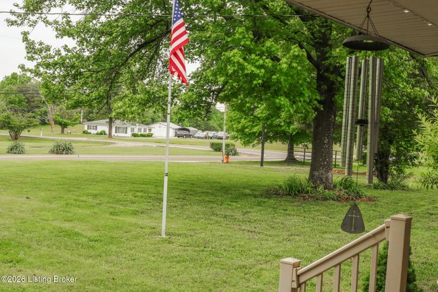 3854 Bells Mill Rd, Shepherdsville, KY 40165