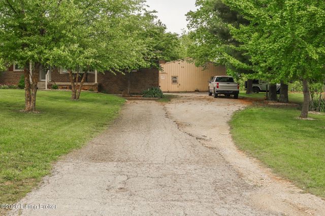 3854 Bells Mill Rd, Shepherdsville, KY 40165