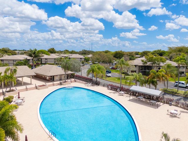 9344 S Belfort Circle 115-k4, Tamarac, FL 33321