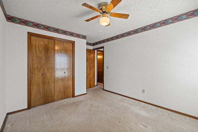 329 E Parkland Drive, Yukon, OK 73099