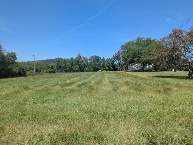 490 Gibbs Lane, Gallatin, TN 37066