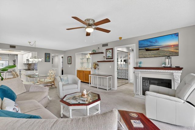 5059 N Highway A1a 902, Hutchinson Island, FL 34949
