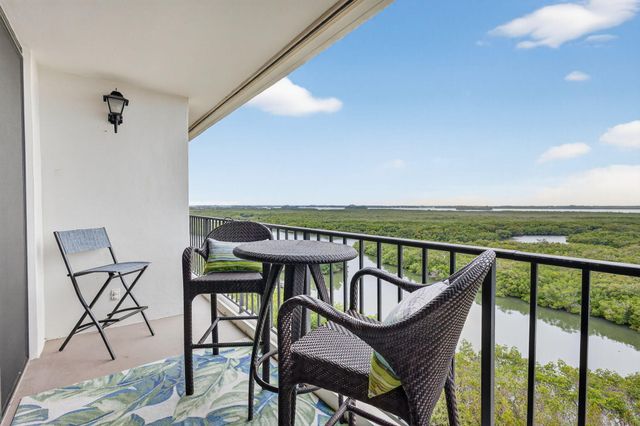 5059 N Highway A1a 902, Hutchinson Island, FL 34949