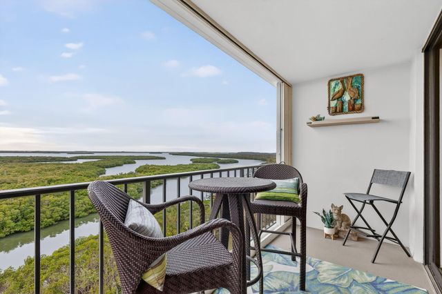 5059 N Highway A1a 902, Hutchinson Island, FL 34949