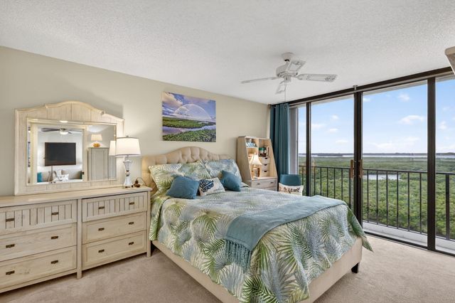 5059 N Highway A1a 902, Hutchinson Island, FL 34949