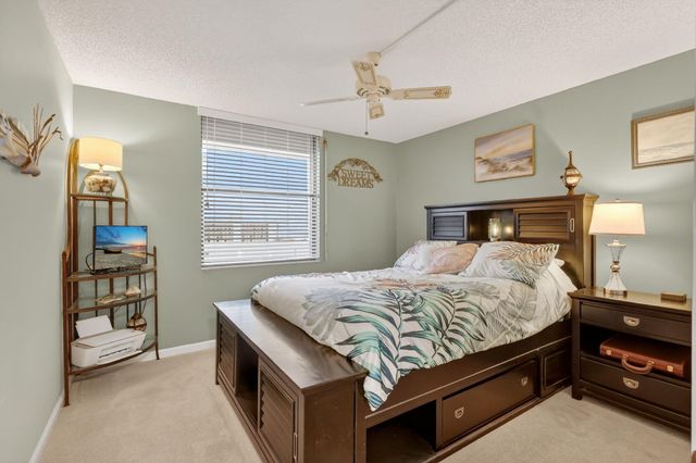 5059 N Highway A1a 902, Hutchinson Island, FL 34949