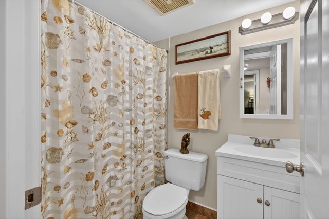 5059 N Highway A1a 902, Hutchinson Island, FL 34949