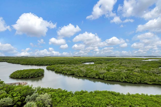 5059 N Highway A1a 902, Hutchinson Island, FL 34949