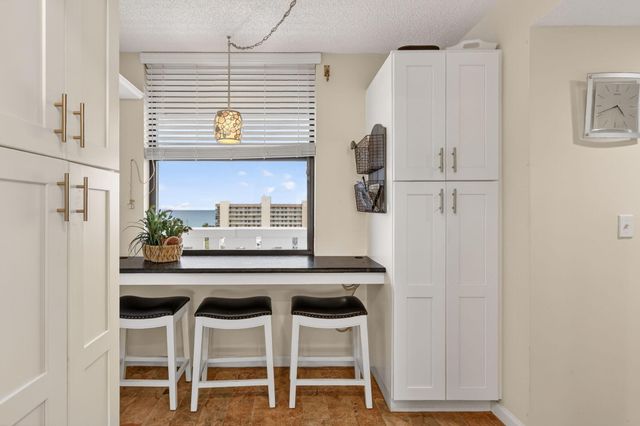 5059 N Highway A1a 902, Hutchinson Island, FL 34949