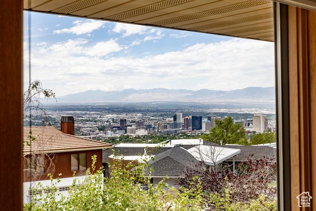 807 E NORTHCLIFFE DR, Salt Lake City, UT 84103