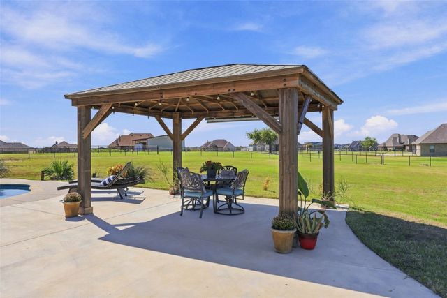 139 Stanford Lane, Springtown, TX 76082