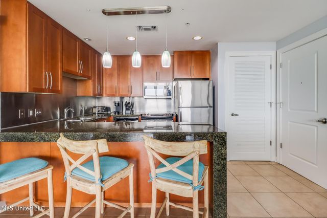 2060 Beach Boulevard, 307, Biloxi, MS 39531