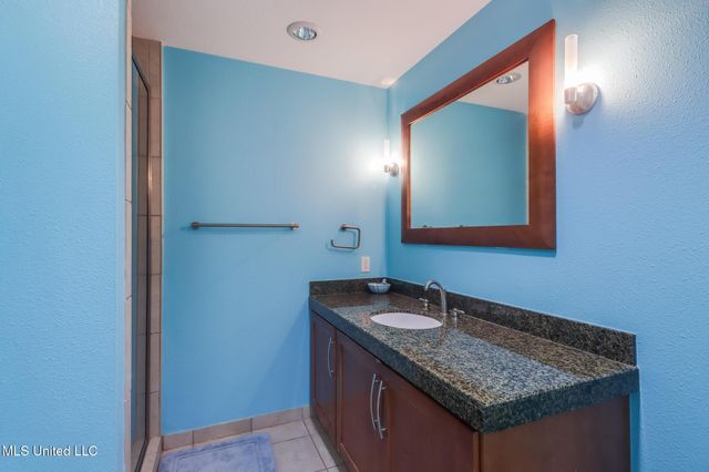 2060 Beach Boulevard, 307, Biloxi, MS 39531