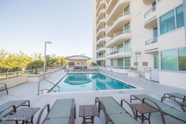 2060 Beach Boulevard, 307, Biloxi, MS 39531