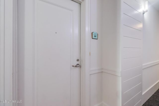 2060 Beach Boulevard, 307, Biloxi, MS 39531