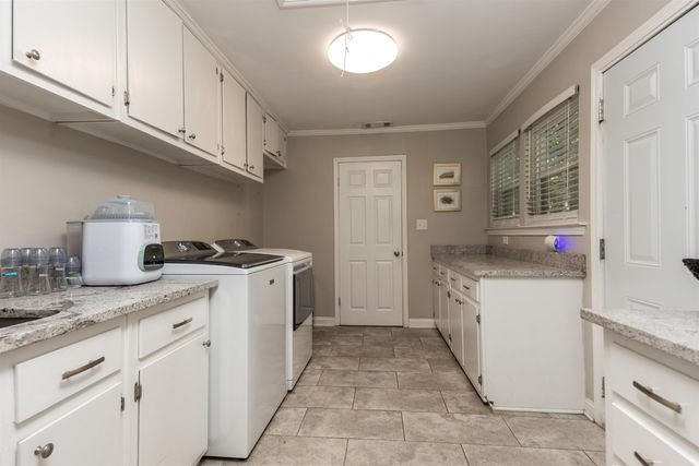 5492 MESQUITE RD, Memphis, TN 38120