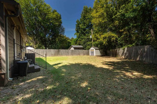 5492 MESQUITE RD, Memphis, TN 38120