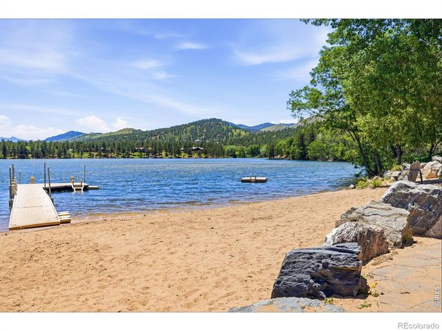 2881 N Lakeridge Trail, Boulder, CO 80302