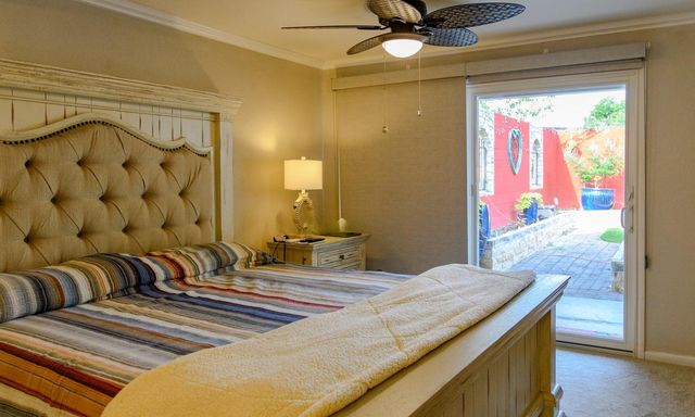 1912 Bluebonnet LN, Kingsland, TX 78639