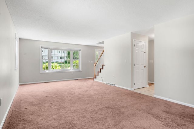 50 Spindlewick Drive, Nashua, NH 03062