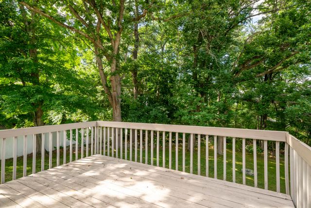 50 Spindlewick Drive, Nashua, NH 03062