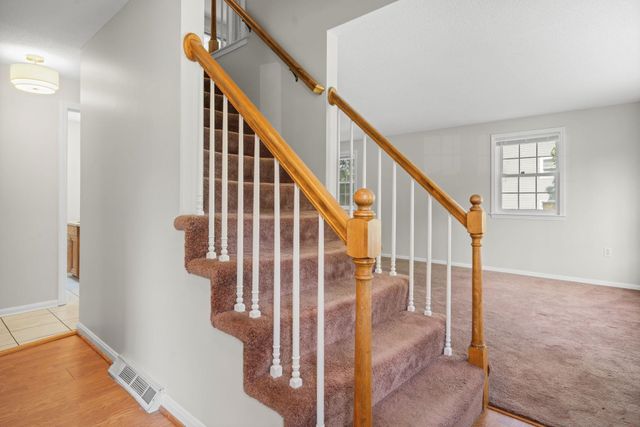 50 Spindlewick Drive, Nashua, NH 03062