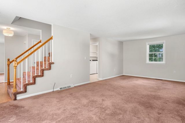 50 Spindlewick Drive, Nashua, NH 03062