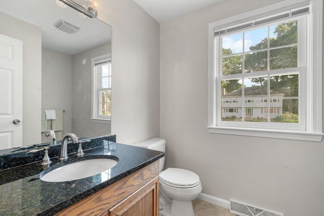 50 Spindlewick Drive, Nashua, NH 03062